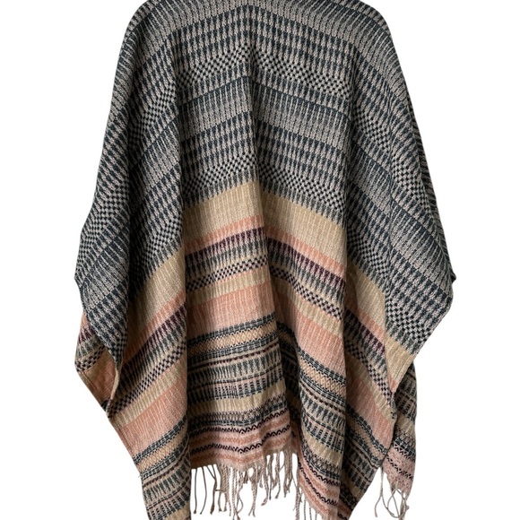 bp Boho Cape Poncho one size NWT - Picture 3 of 4